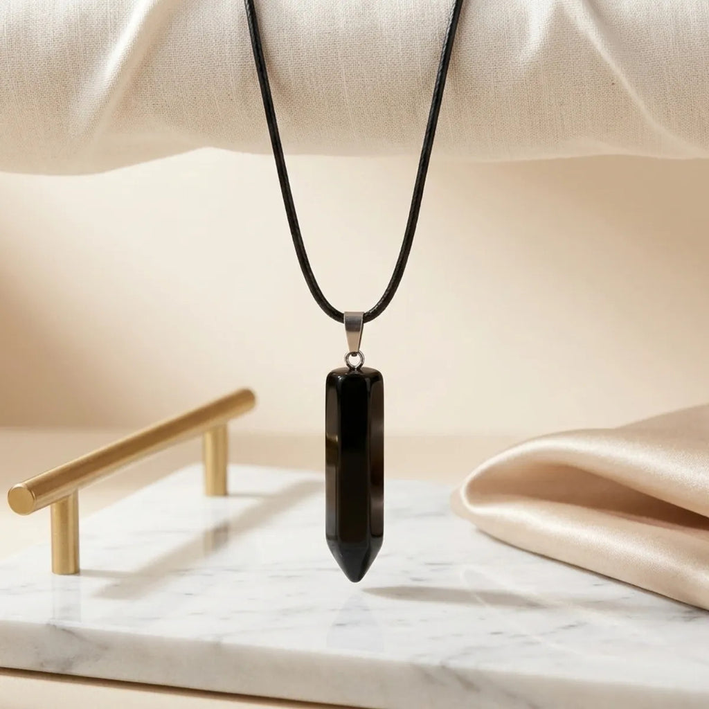Collar Punta de Ónix – Protección y Fuerza