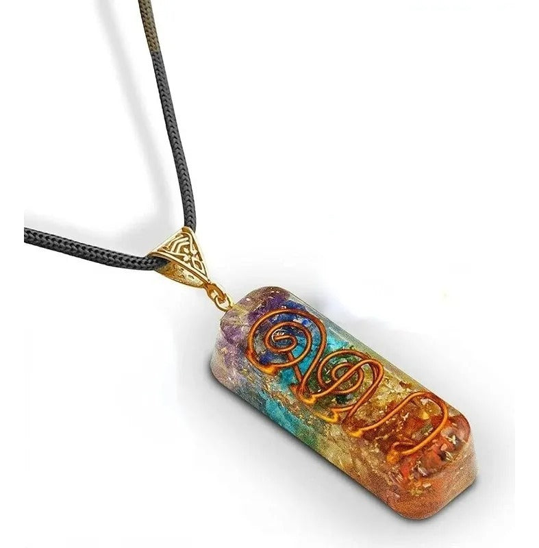 Collar Resina 7 Chakras Con Espiral De Cobre