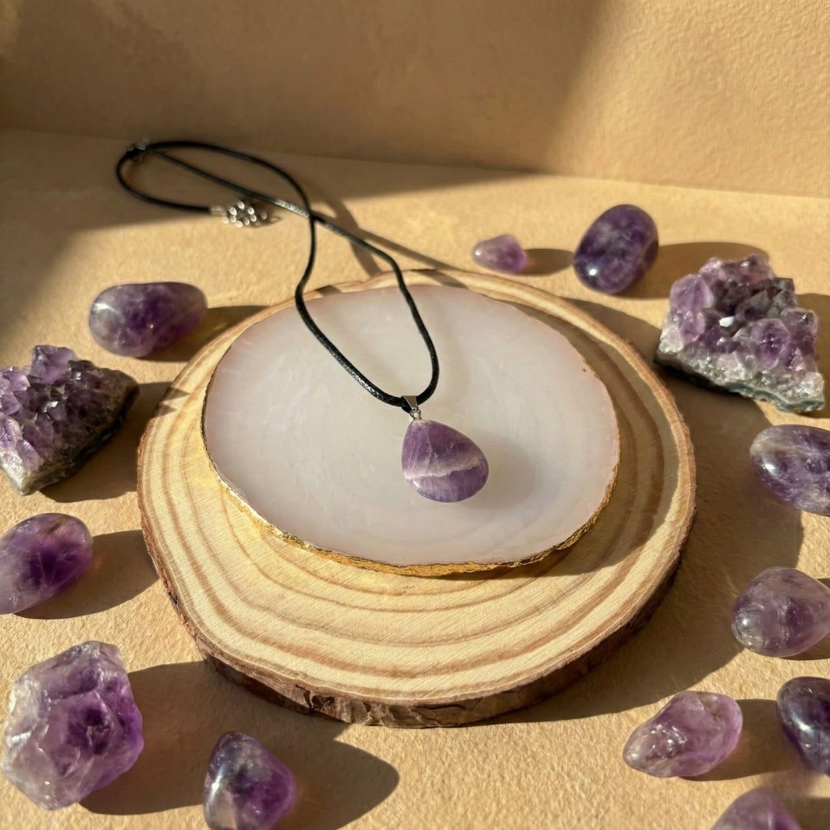 Collar de Amatista Cuero PU
