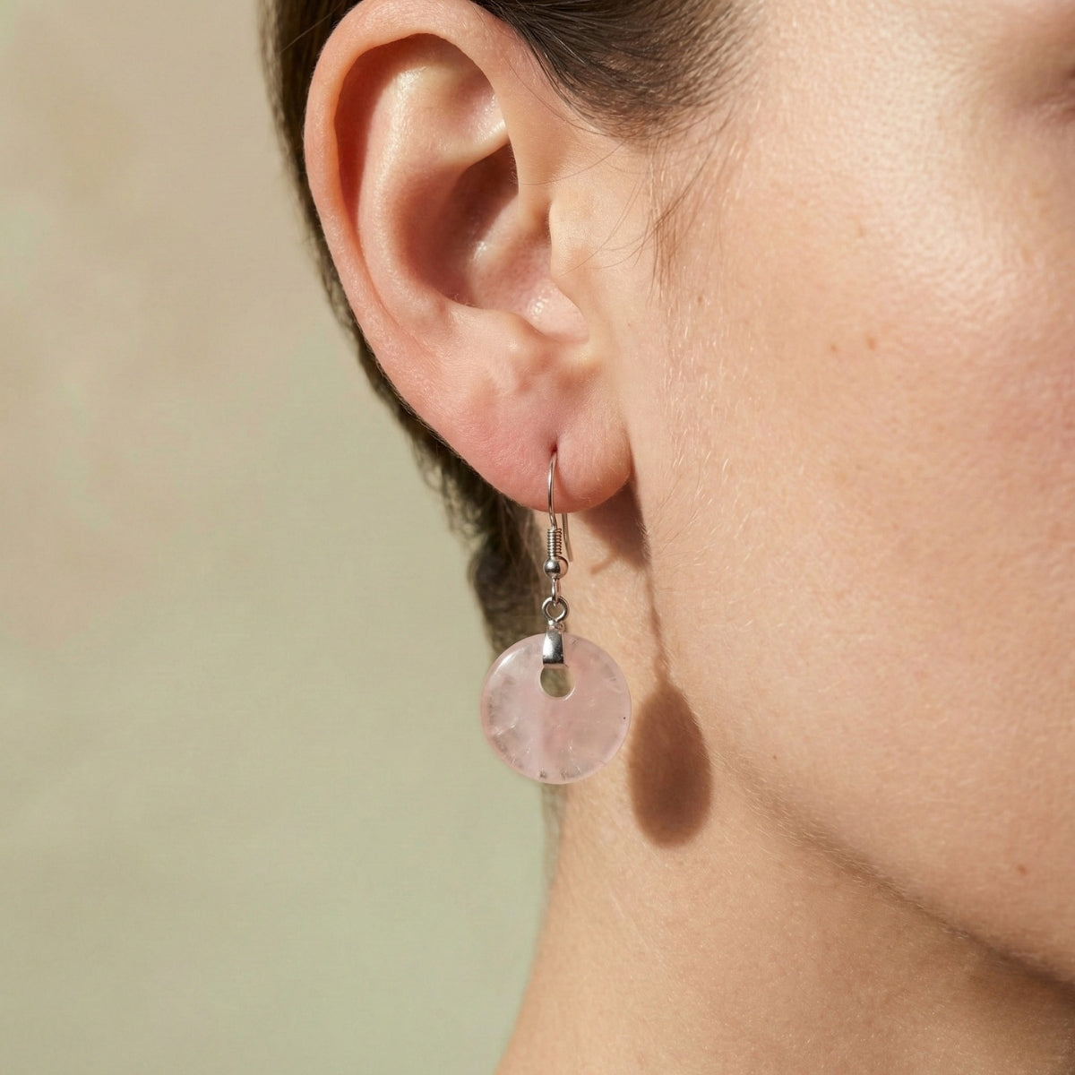 Aros de Cuarzo Rosa – Amor y Sanación