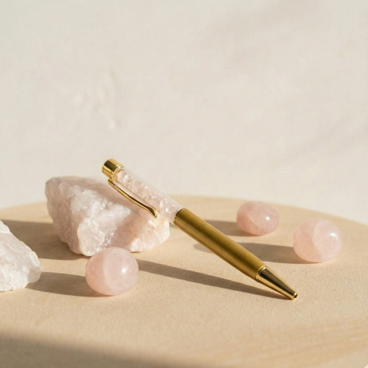 Lápiz con cristal de Cuarzo Rosa – Amor