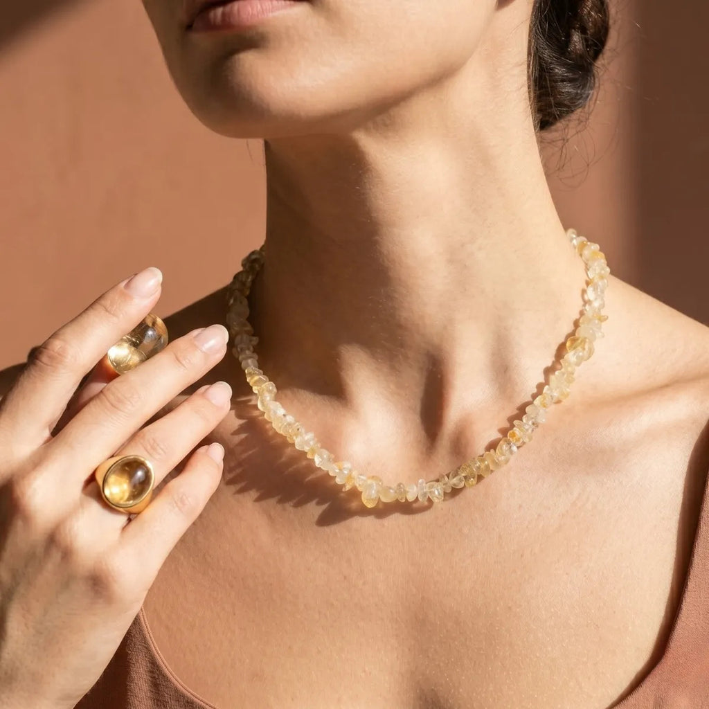 Collar Chips de Citrino – Abundancia y Éxito