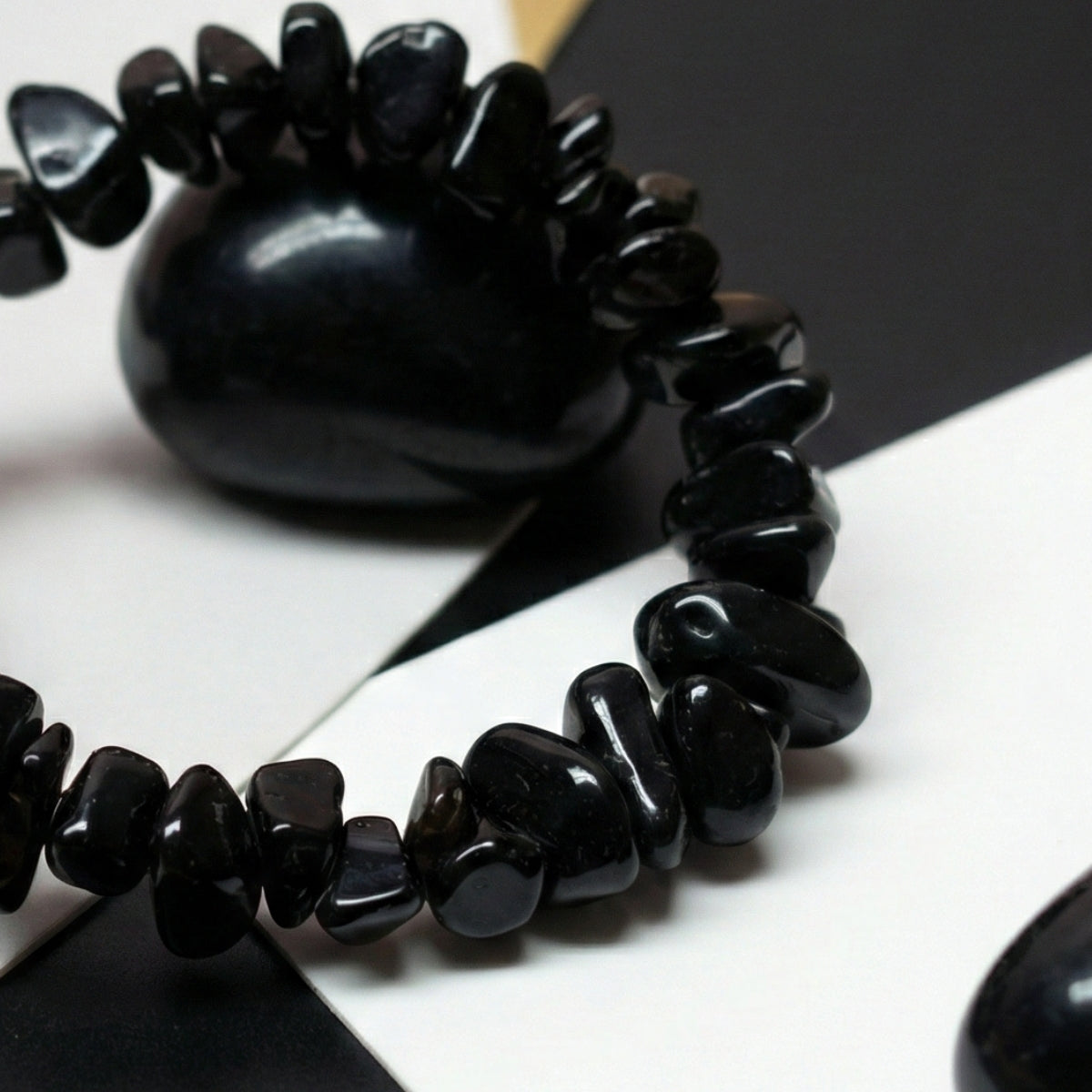 Pulsera Chips de Obsidiana Natural para Protección y Equilibrio