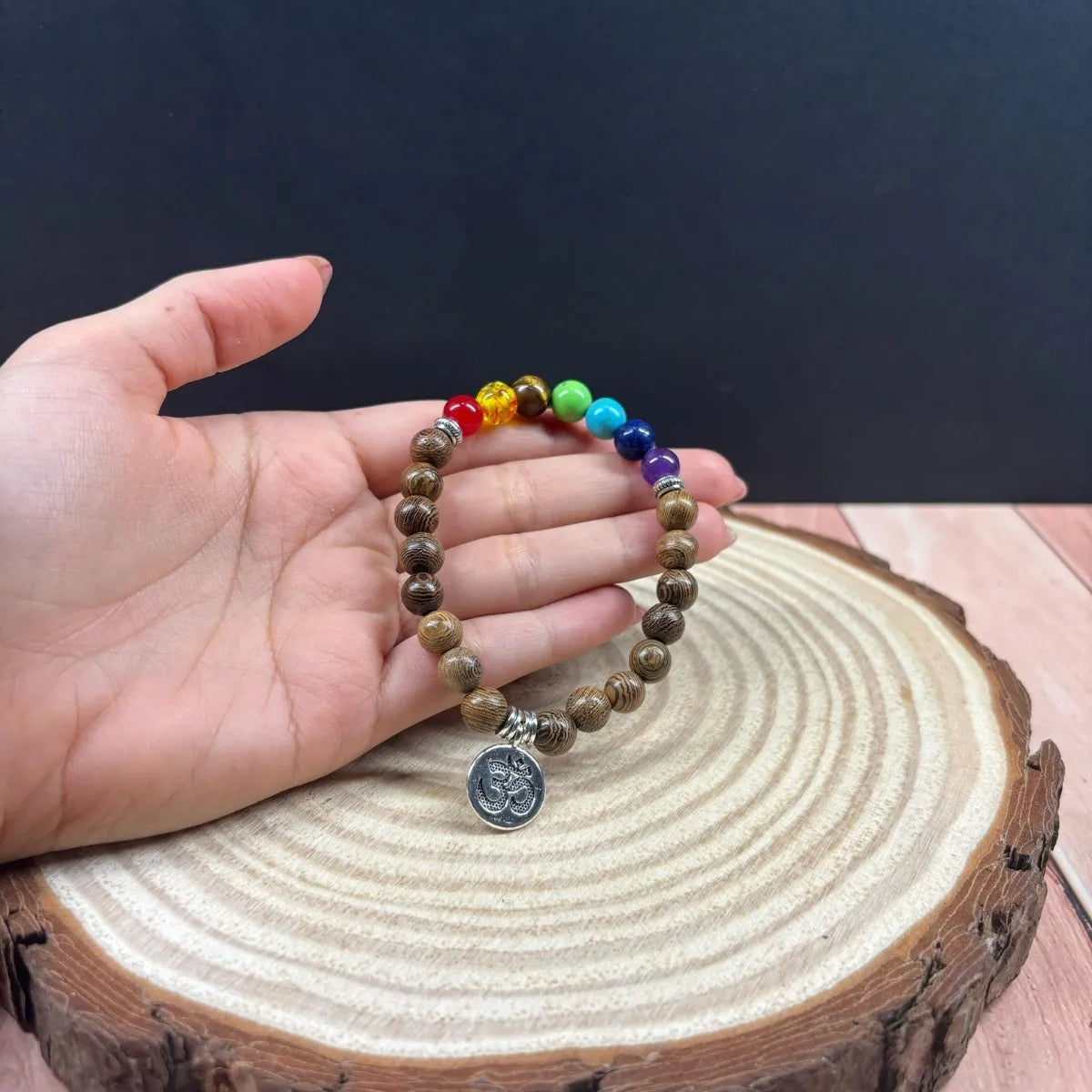 Pulsera 7 Chakras Madera Natural Piedras Energía Equilibrio