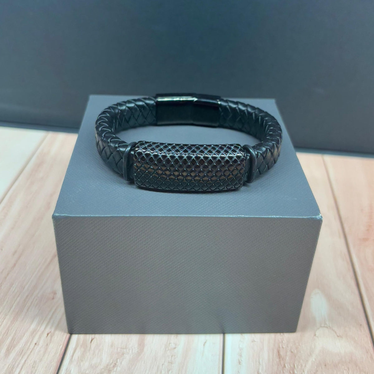 Pulsera De Cuero Genuino Y Acero Inoxidable Elegante Hombre