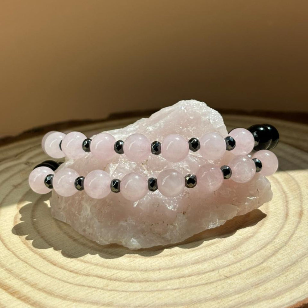 Pulsera de Cuarzo Rosa, Ónix y Hematita Natural para Amor y Protección