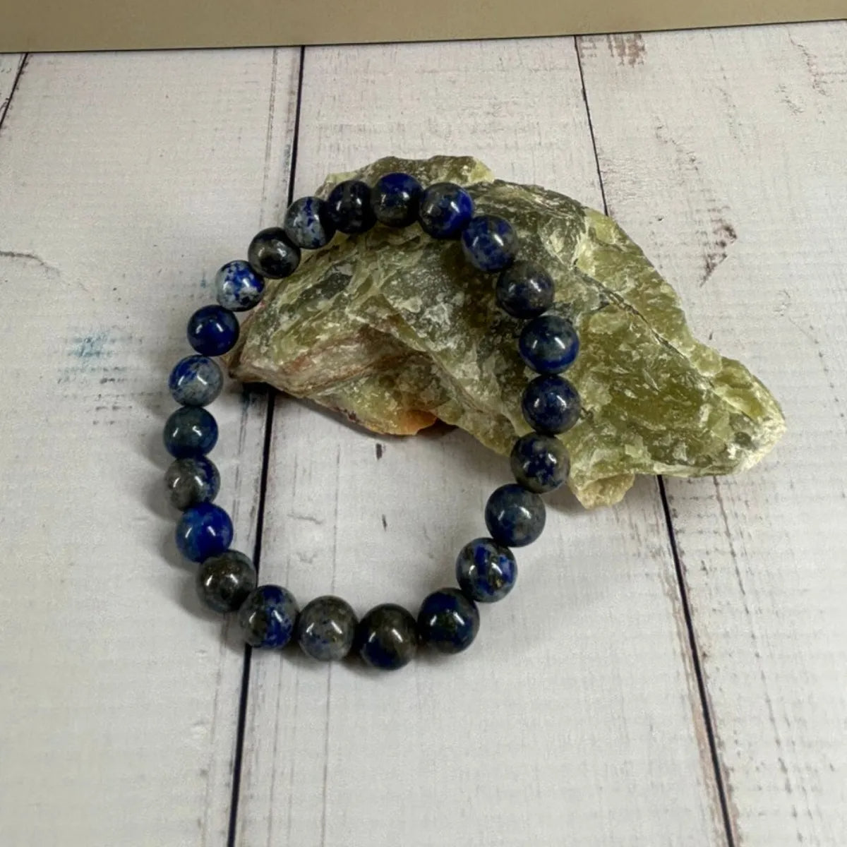 Pulsera de Lapislázuli Natural para Sabiduría y Comunicación